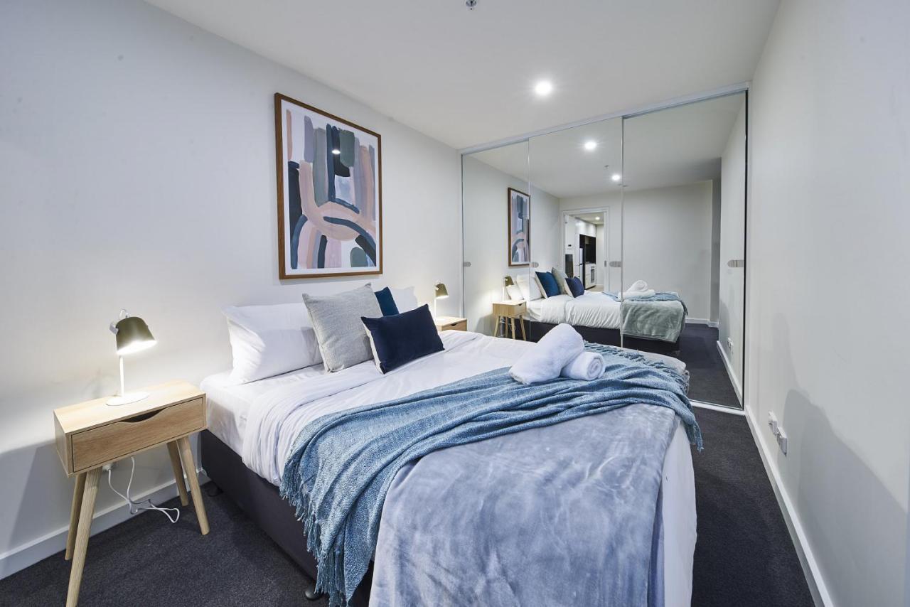Mega Style Apartments The International Melbourne Exterior foto